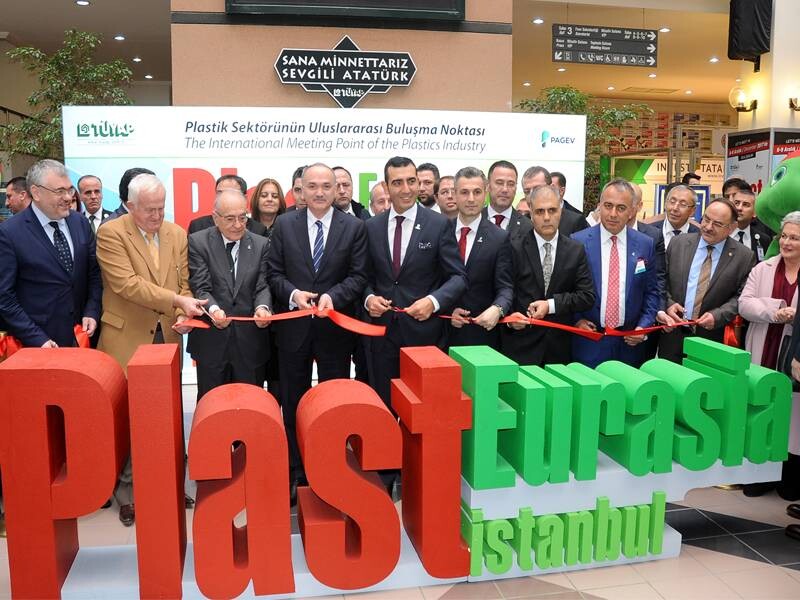 XINRUI Plastic Machinery Achieves Great Success at the 2024 PLAST EURASIA Exhibition in Turkey