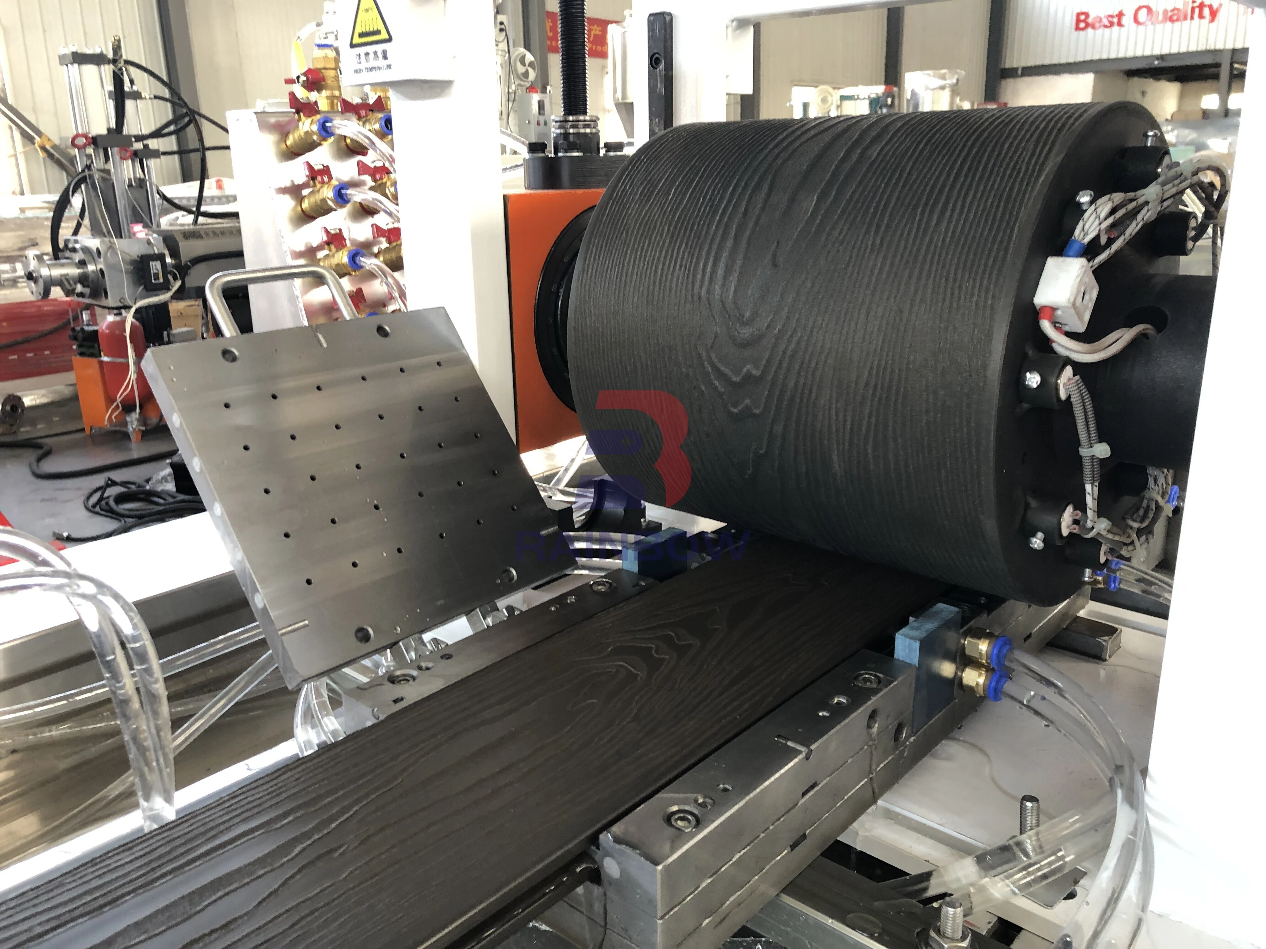 PP PE WPC Floor Decking Making Machine