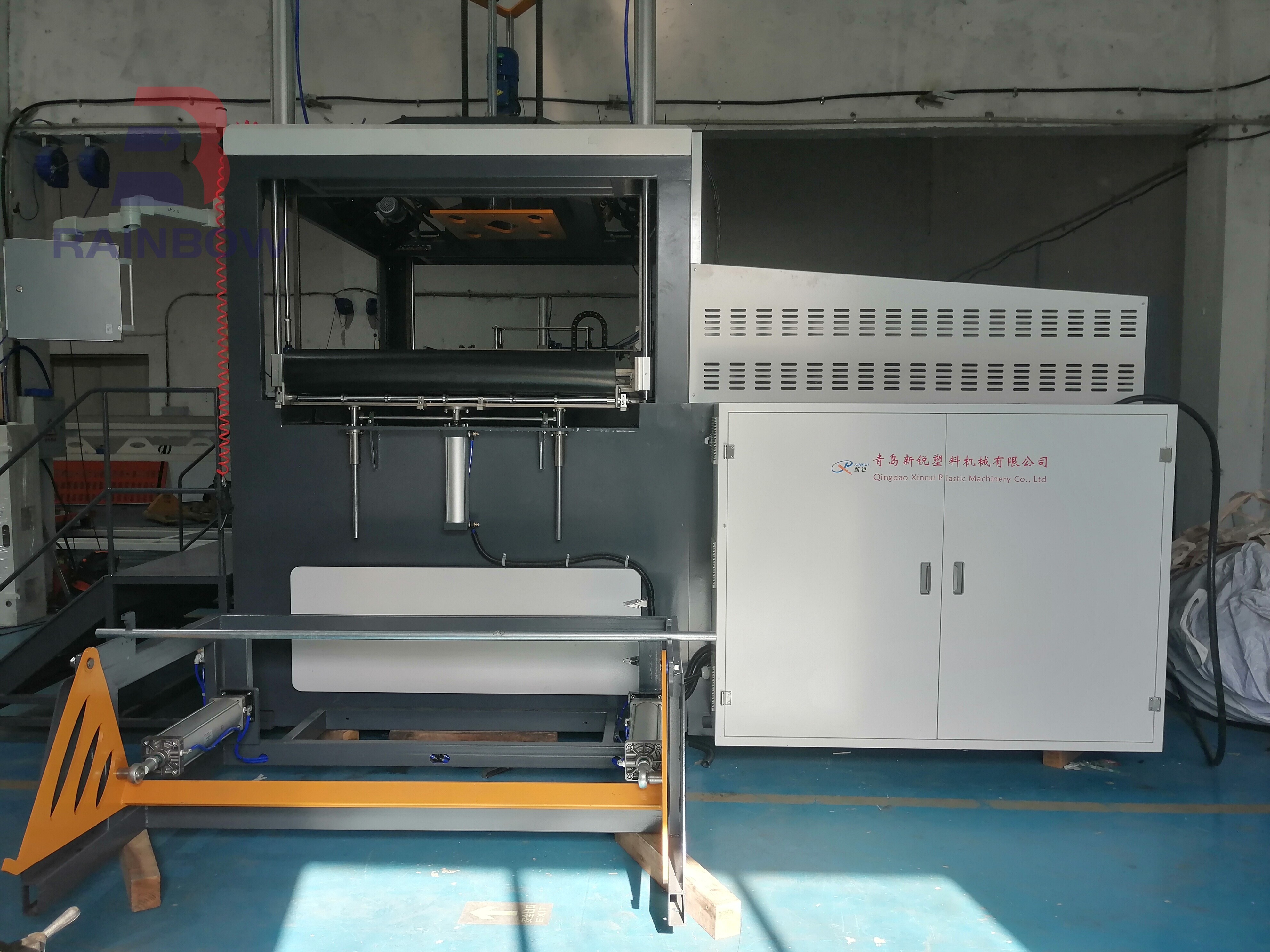 TPE Car Mat Vacuum Forming Machine
