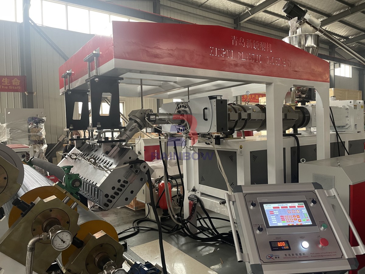 soft pvc flooring machine