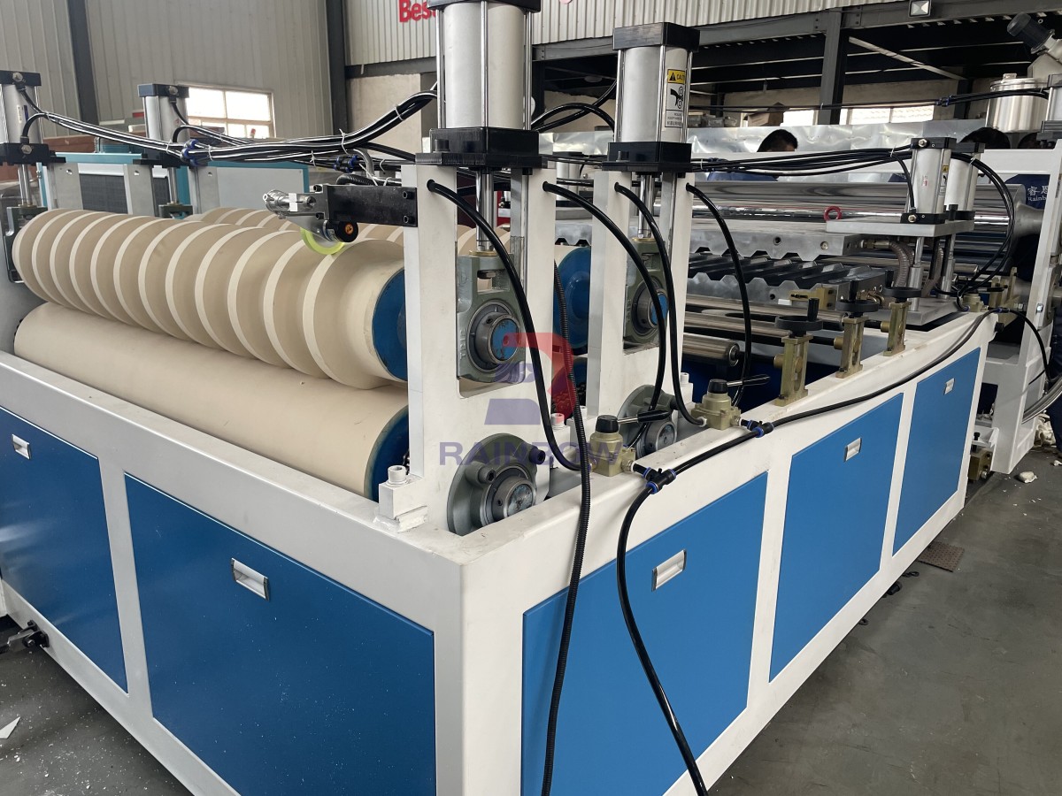 ASA U-PVC Corrugated Roof Tile Sheet Board Extrusion Machine 