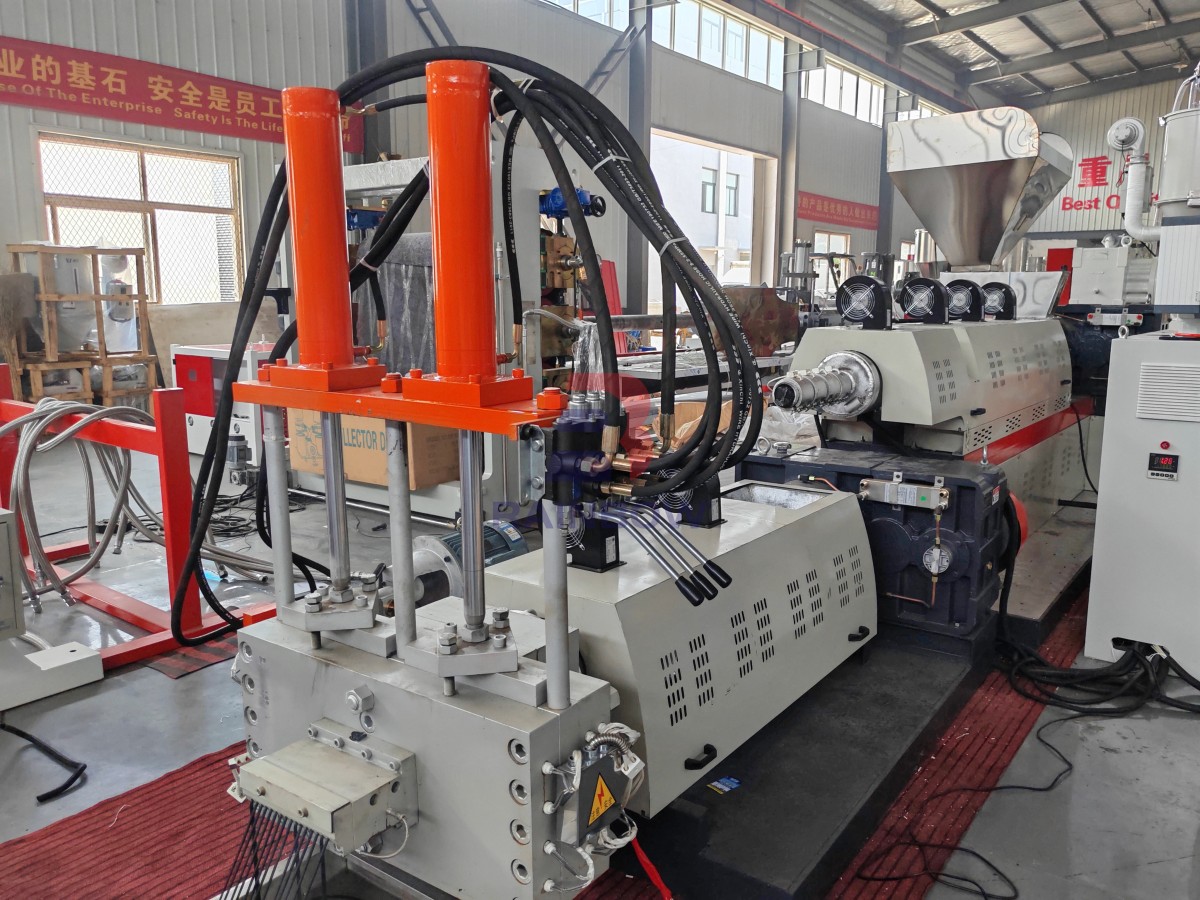 PET granule production line