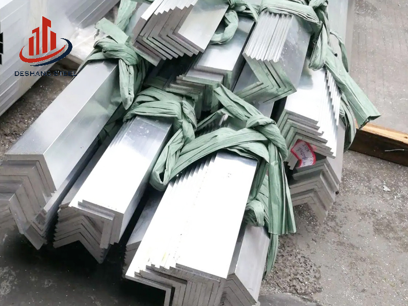 Aluminum Angle Bar