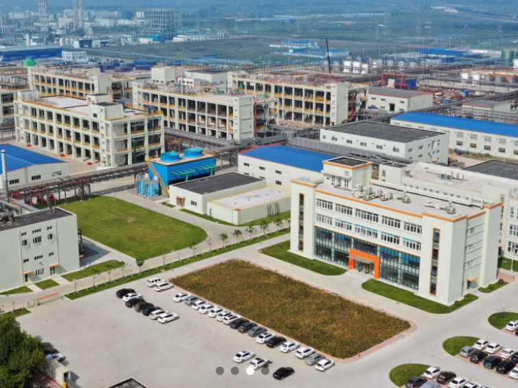 カップリング剤工場