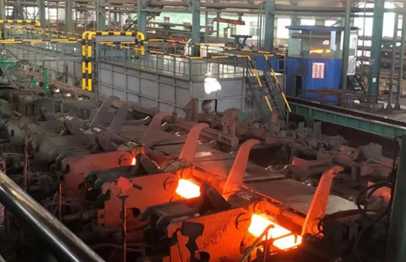 AISI 1040 40# Carbon Seamless Steel Pipe For Conatruction JIS S40C Tubes 18 Inch Diameter