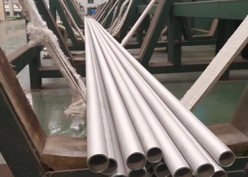 SS 446 1.4762 Carbon Steel Pipe Seamless Tube Manufacturer