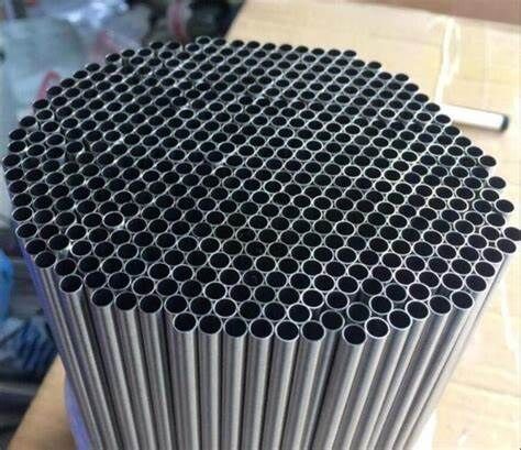 304 316 2205 Material 5*0.5 5*0.8 Stainless Steel Tiny Tube Capillary Pipes