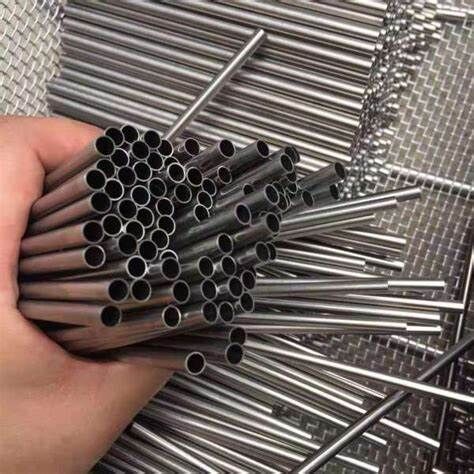 Welded Stainless Capillary Steel Tube 12cr18ni9 06cr18ni11ti 304L 316L