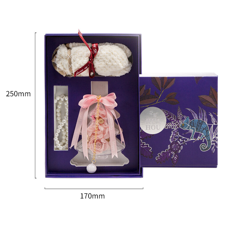 Christmas Preserved Flower Pendant