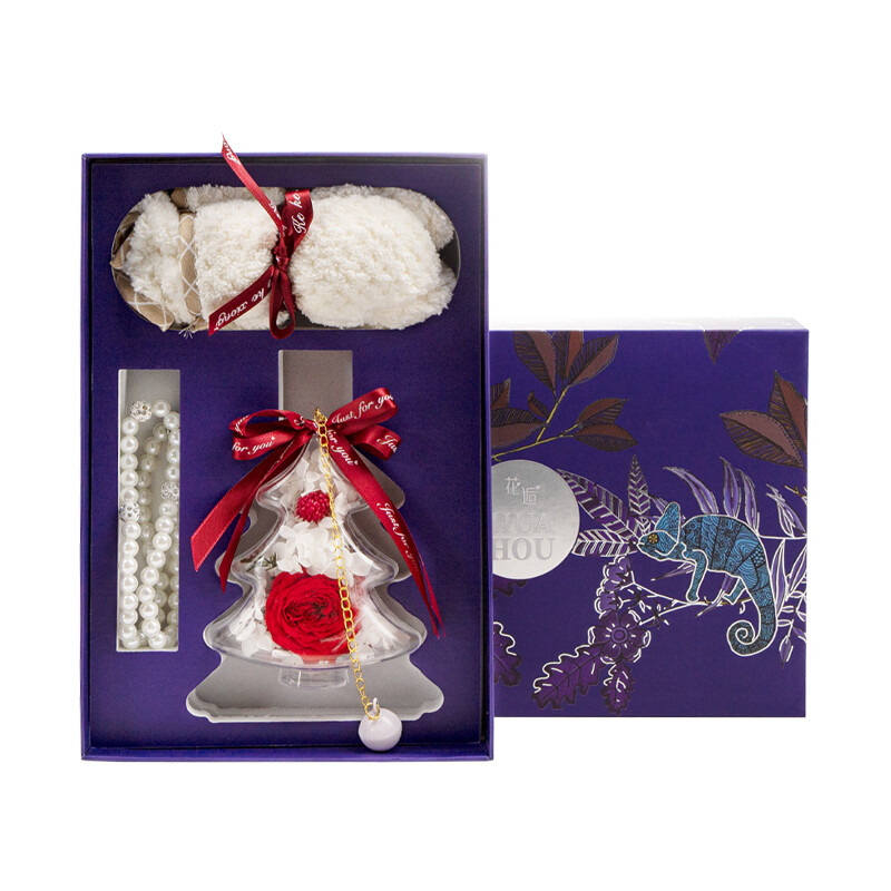 Christmas Preserved Flower Pendant