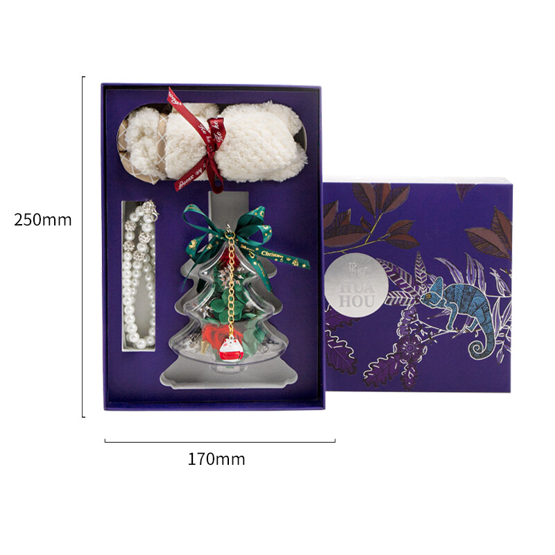 Christmas Preserved Flower Pendant