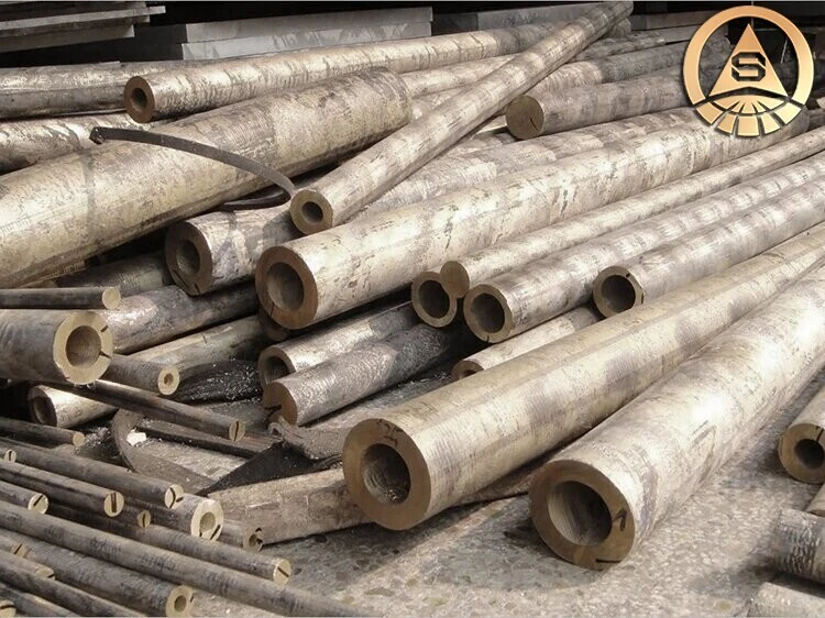  Bronze Pipe