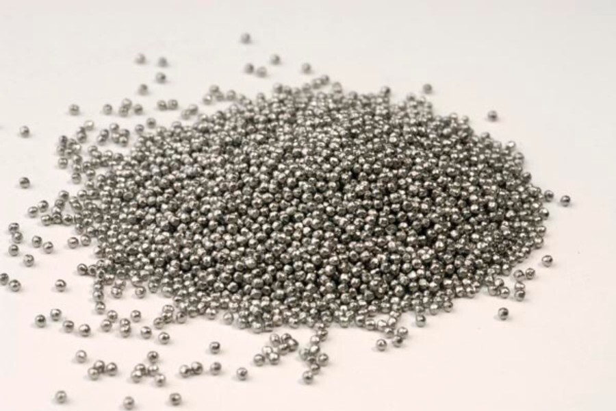 ステンレスペレットの鋳造