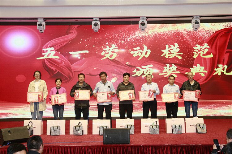 猛暑の5月、フルダ・グループは従業員の福利厚生を気前よく支給した