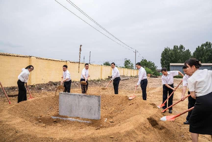 ある吉祥の日、フルダグループは新製品開発と金属検査サービスプロジェクトの定礎式を行った