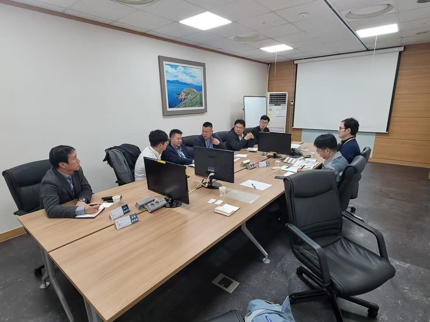 手を取り合い、より良い未来を創造する - 豊エルダグループとサムスン重工業、2025年協力計画で成功裏に合意