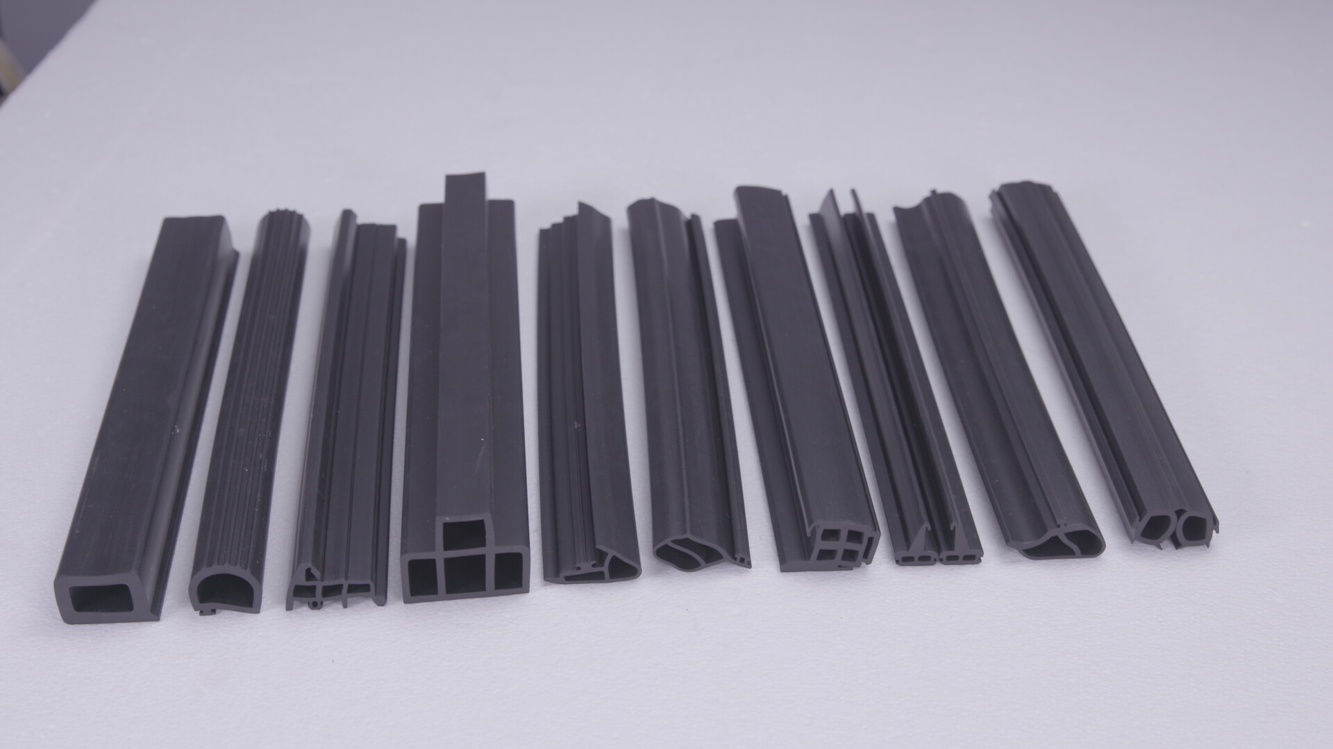 Karet kloroprena (neoprene)