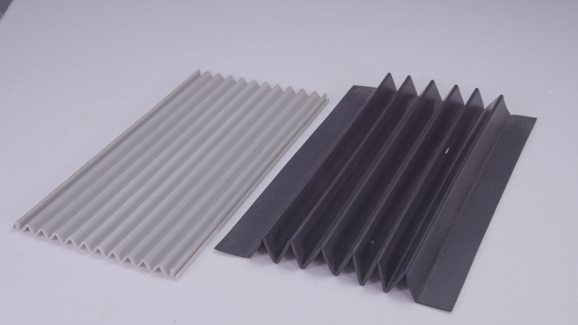 Karet sambungan ekspansi