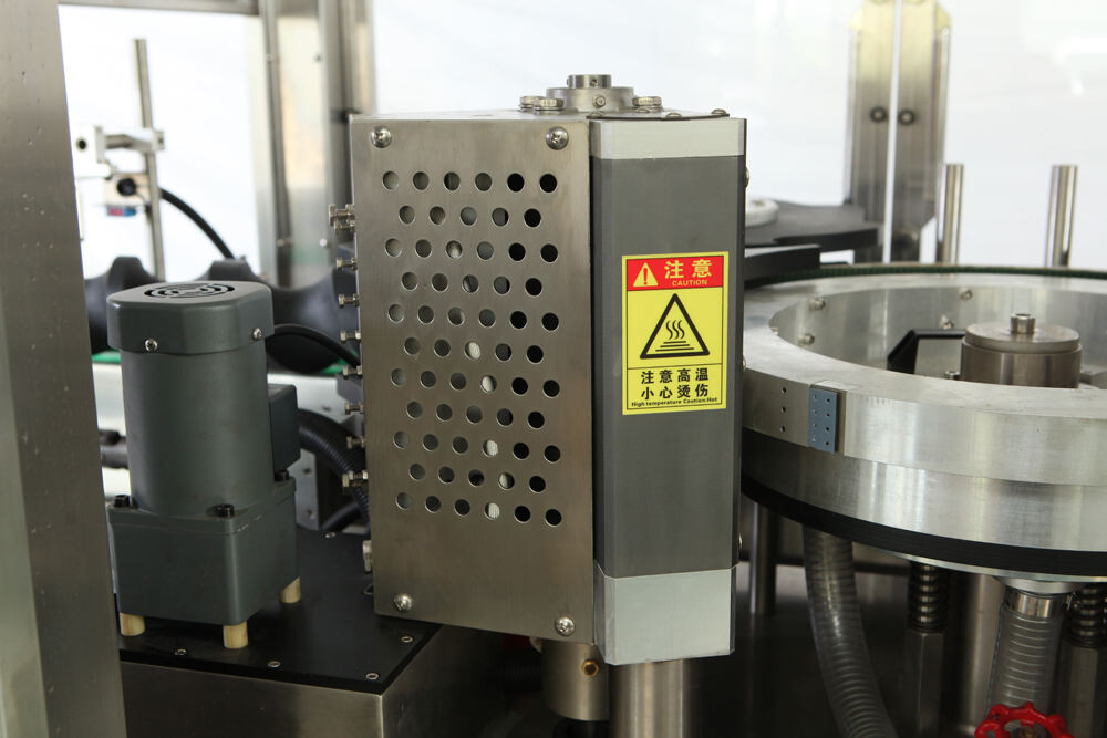 Hot melt adhesive labeling machine