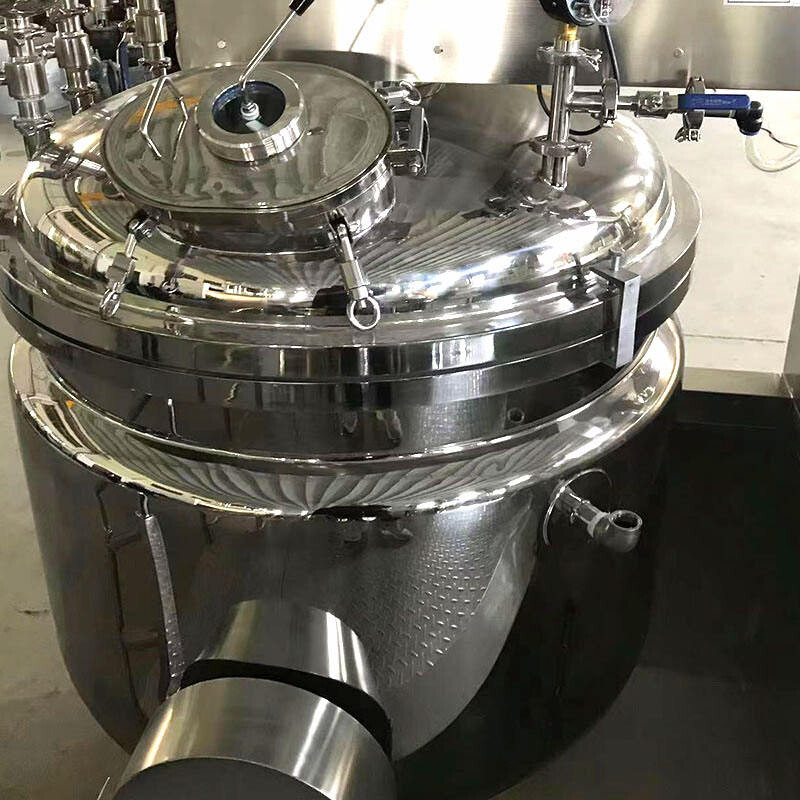 Laundry detergent mixing line