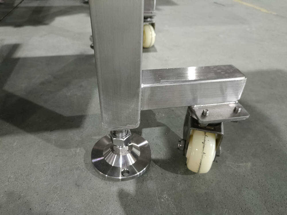 Automatic bottle sorting machine