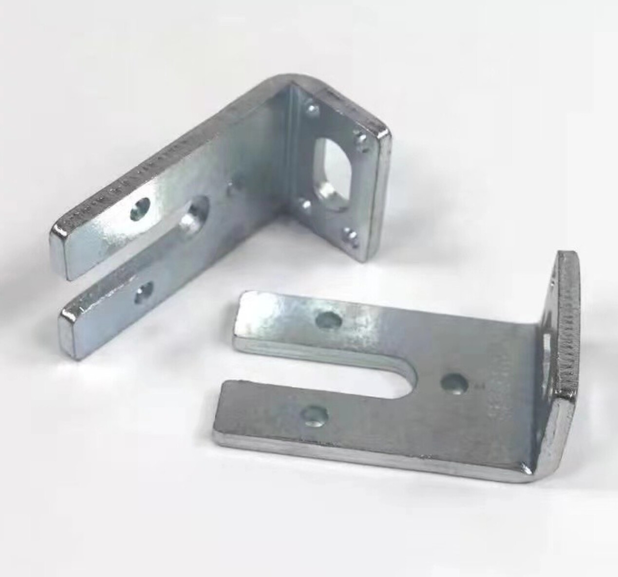 90 Deg Sheet CNC Metal Bending Steel Plate Laser Cutting Service SGCC