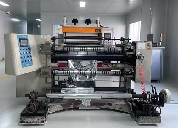 Mesin pemotong berkecepatan tinggi