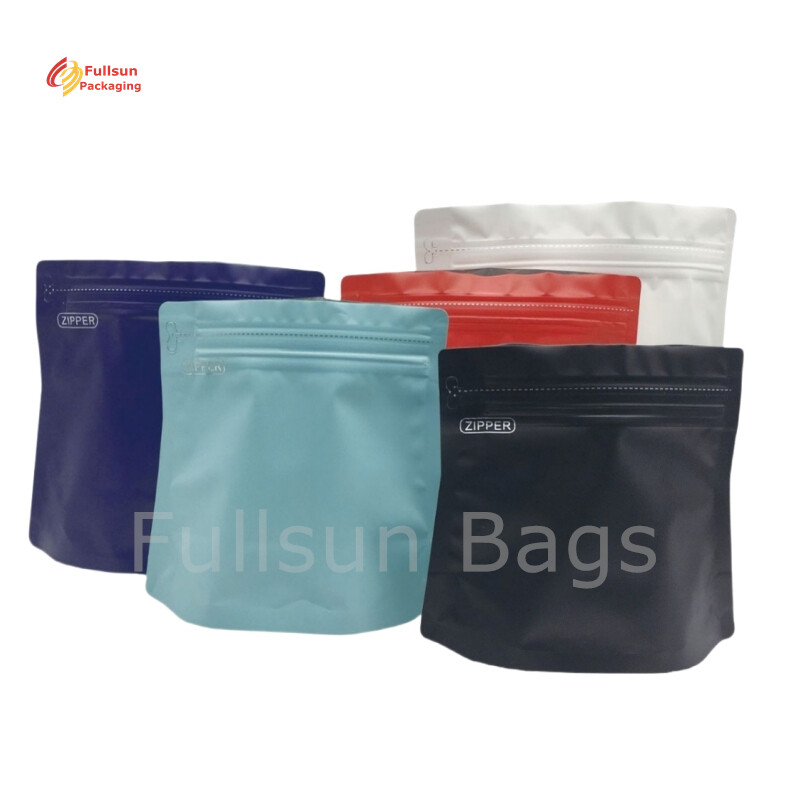 Tiga sisi tertutup kantong berdiri sendiri