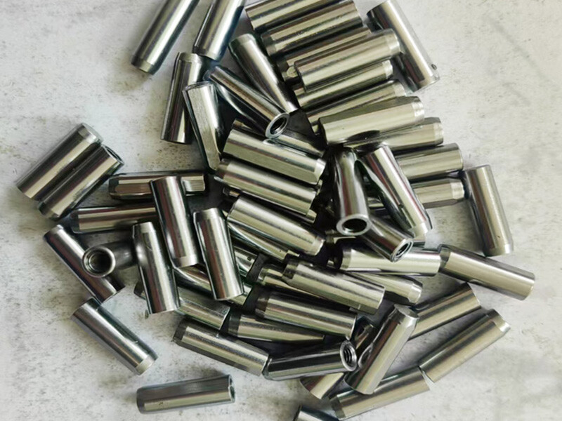 Pin Posisi Berulir Dalam