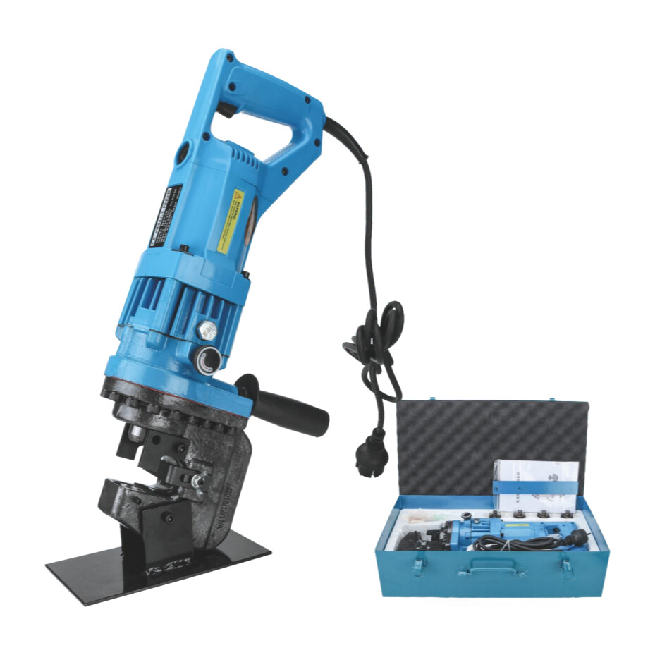Portable electro-hydraulic punching tool