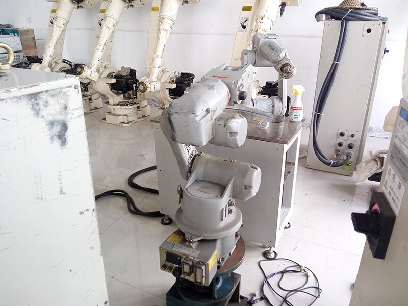 中古産業用ロボット