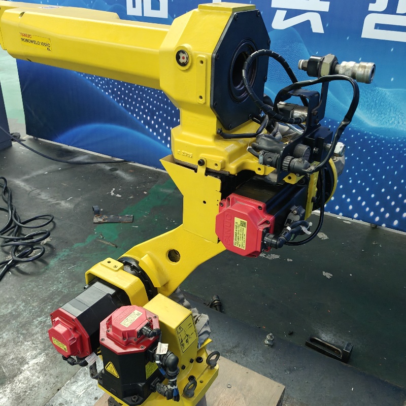 100iC-6L 中古ファナックロボット