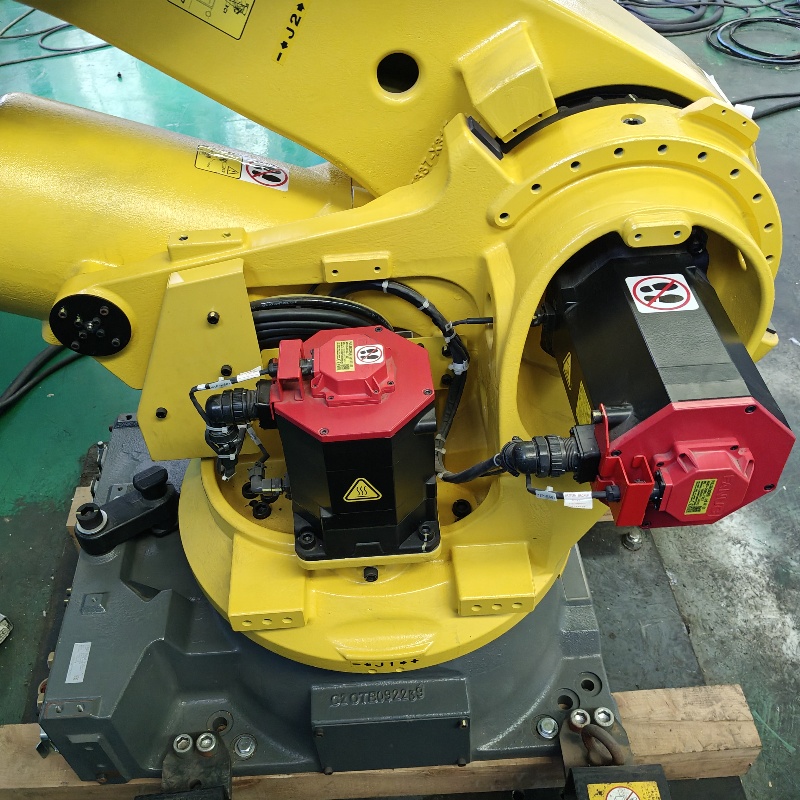 R-2000iC210L中古ファナックロボット