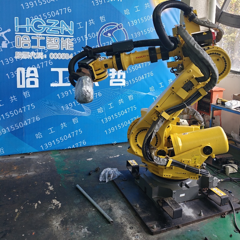R-2000iB210F 中古ファナックロボット