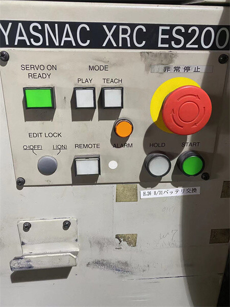 ES200/XRC 中古安川ロボット