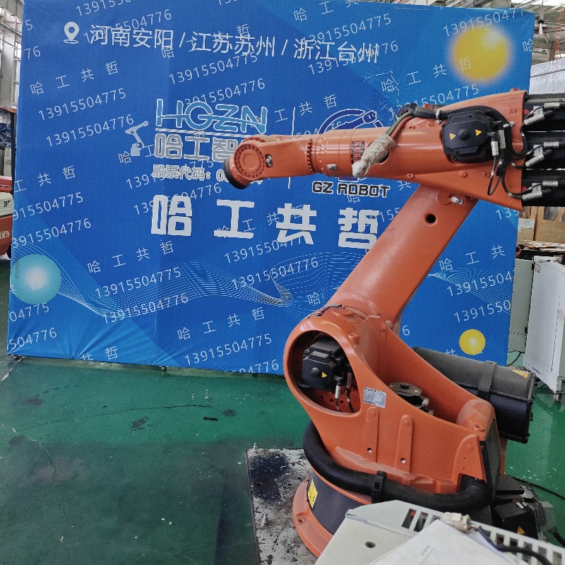 KR210C2 中古KUKAロボット