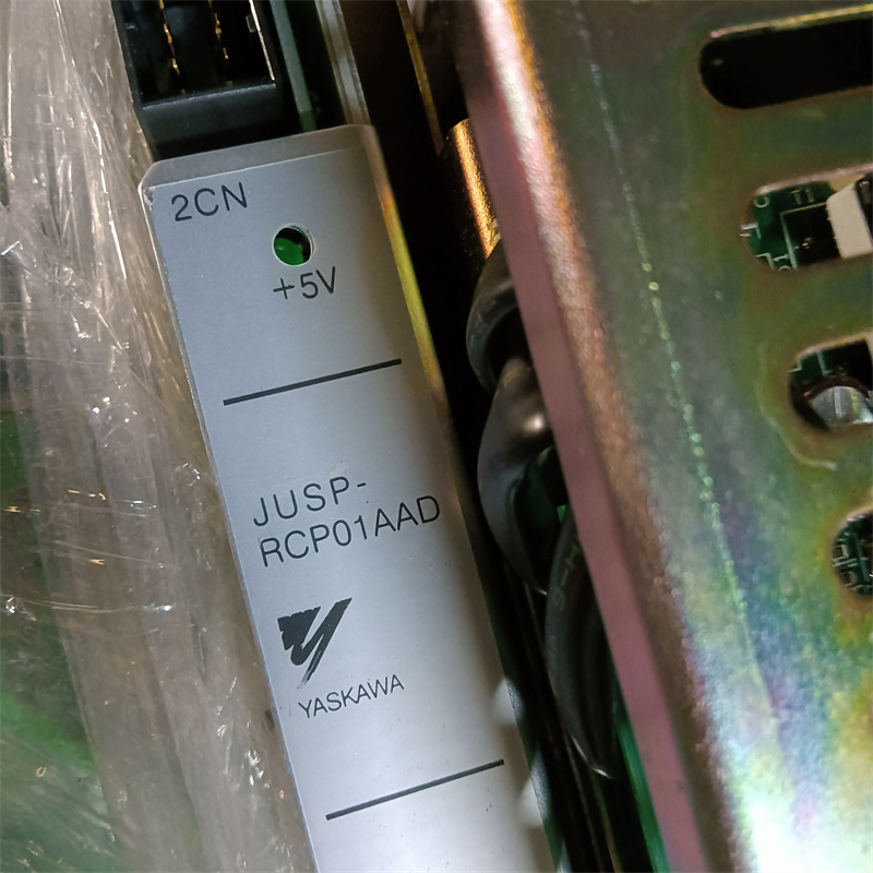 JUSP-ACP25JAAY11 JUSP-RCP01AAD 中古のロボット部品