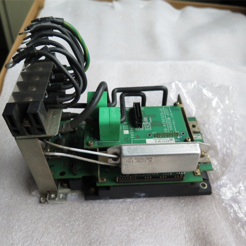 JUSP-WS60AA 中古のロボット部品