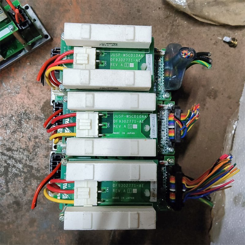 JUSP-WSCD10AA 中古のロボット部品