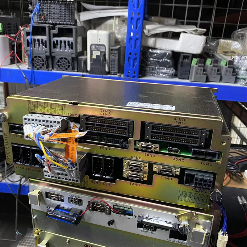 JZNC-XIU01B 中古のロボット部品