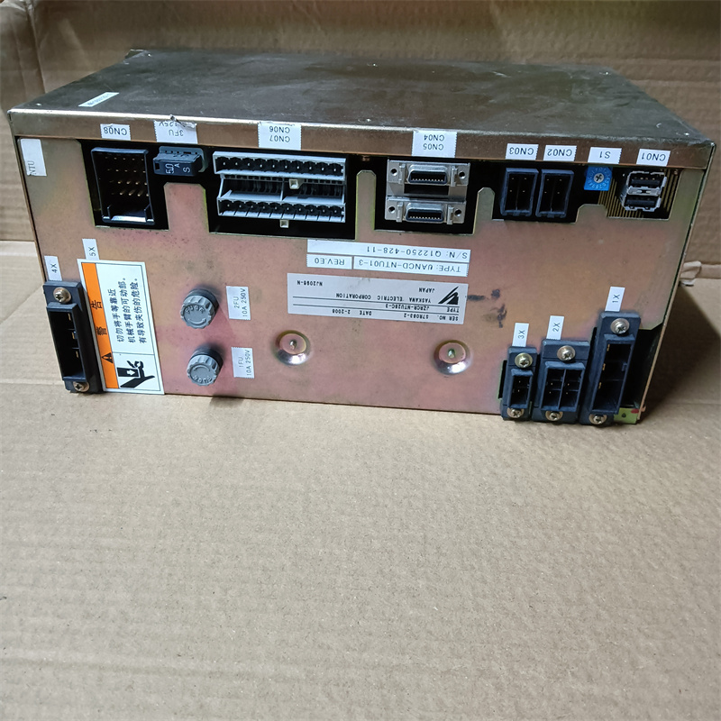JZRCR-NTU28C-3 中古のロボット部品