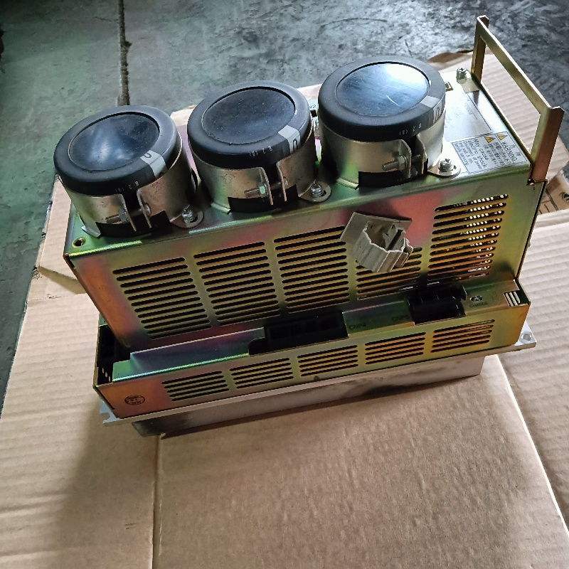 SGDR-C0A250A01B 中古のロボット部品