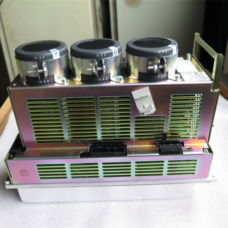 SGDR-C0A250A01BY500 中古のロボット部品