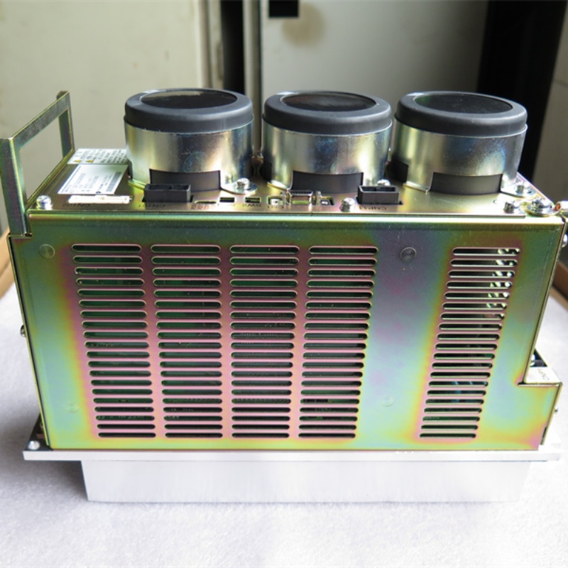 SGDR-C0A250A01BY500 中古のロボット部品