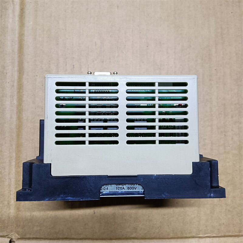 SGDR-SDA710A01B 中古のロボット部品