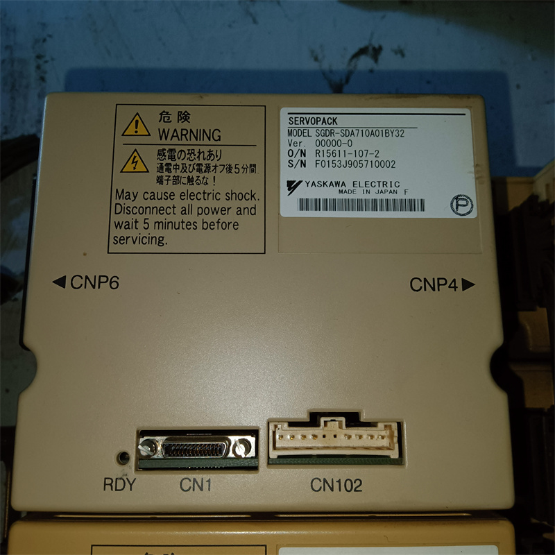 SGDR-SDA710A01BY32 中古のロボット部品