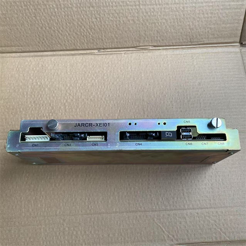 JARCR-XEI01 中古のロボット部品