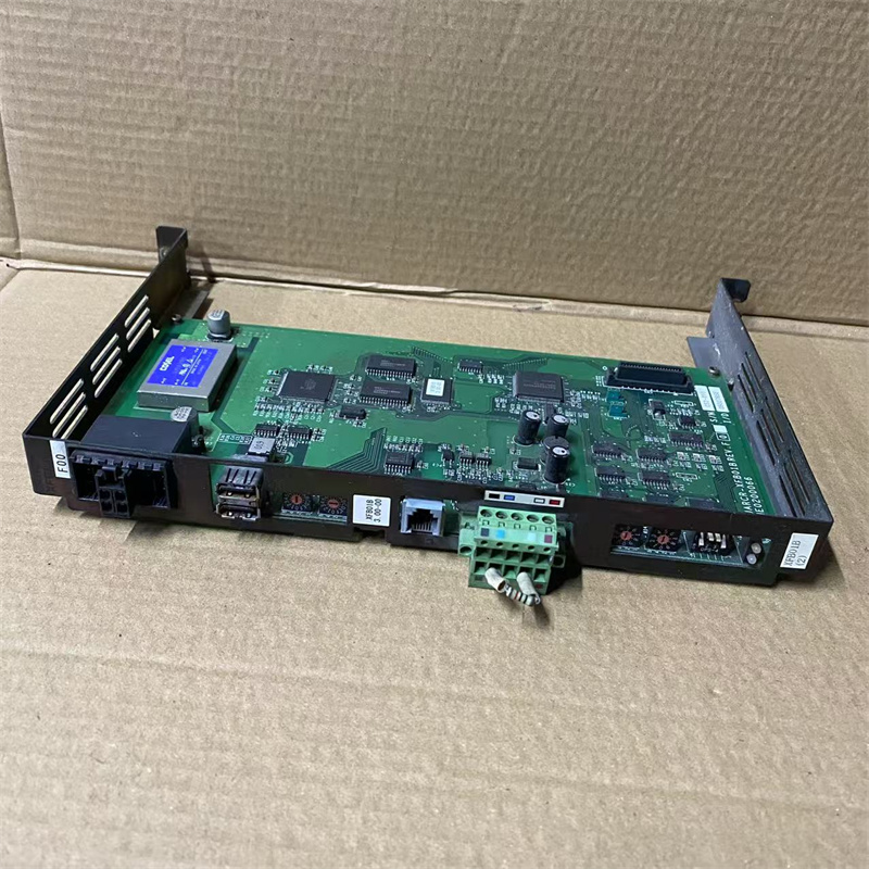 JARCR-XFB01B REV.F00 中古のロボット部品