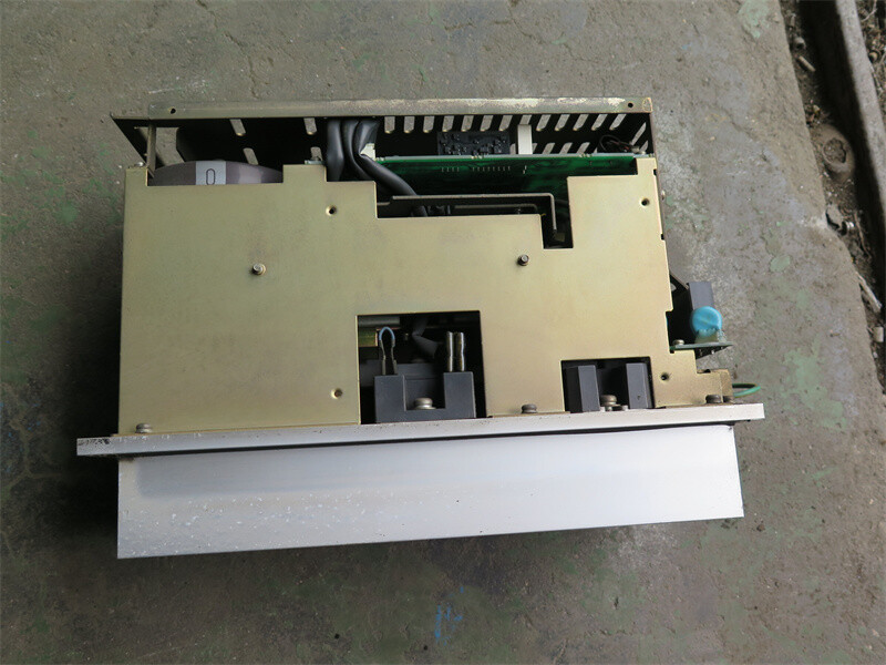 JUSP-ACP25JAB 中古のロボット部品