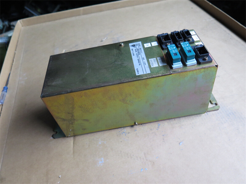 JZRCR-NBP02B 中古のロボット部品